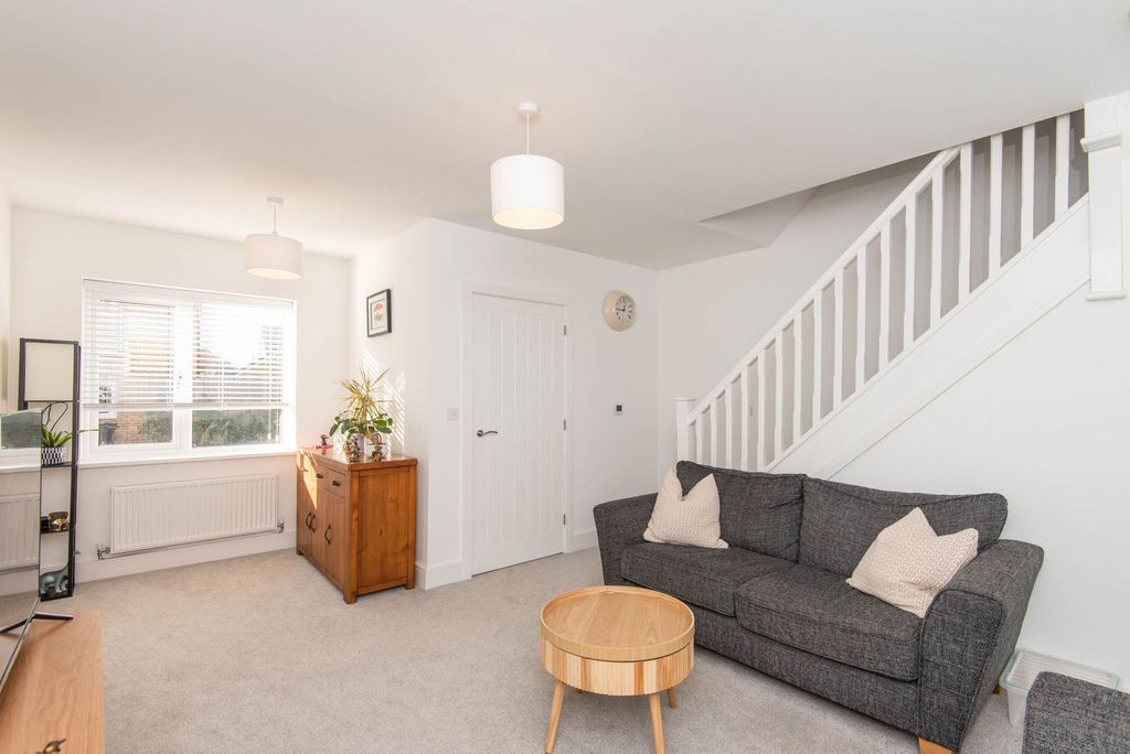 Property photo 3 of 22