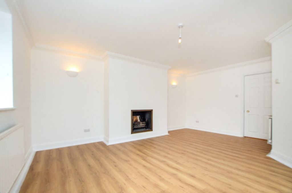Property photo 3 of 16 Pbox-Img.Jpg