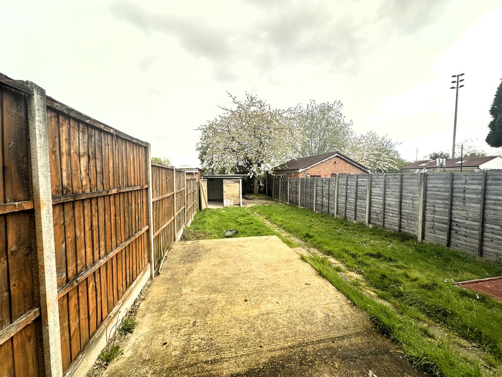 Property photo 2 of 12 Img_3663