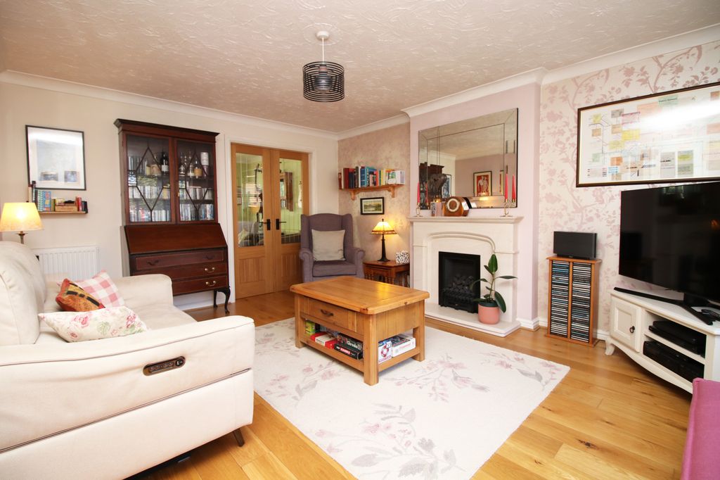 Property photo 3 of 22