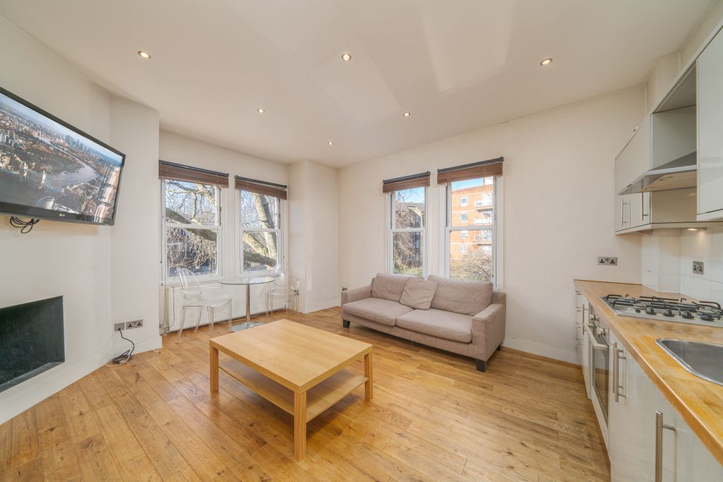 Property photo 3 of 8