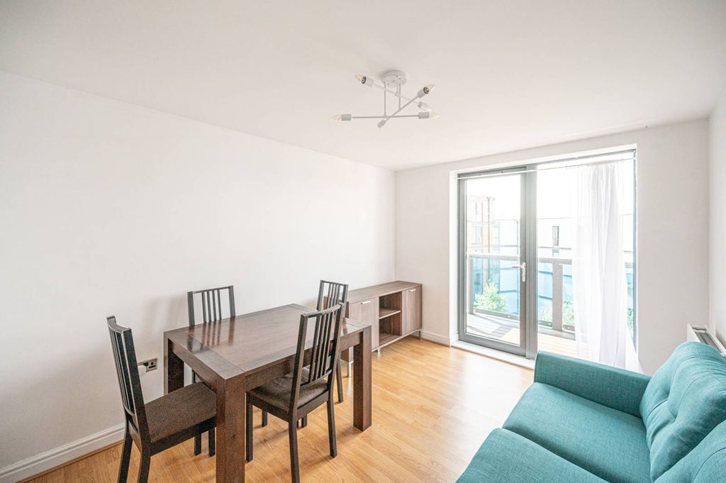 Property photo 1 of 7