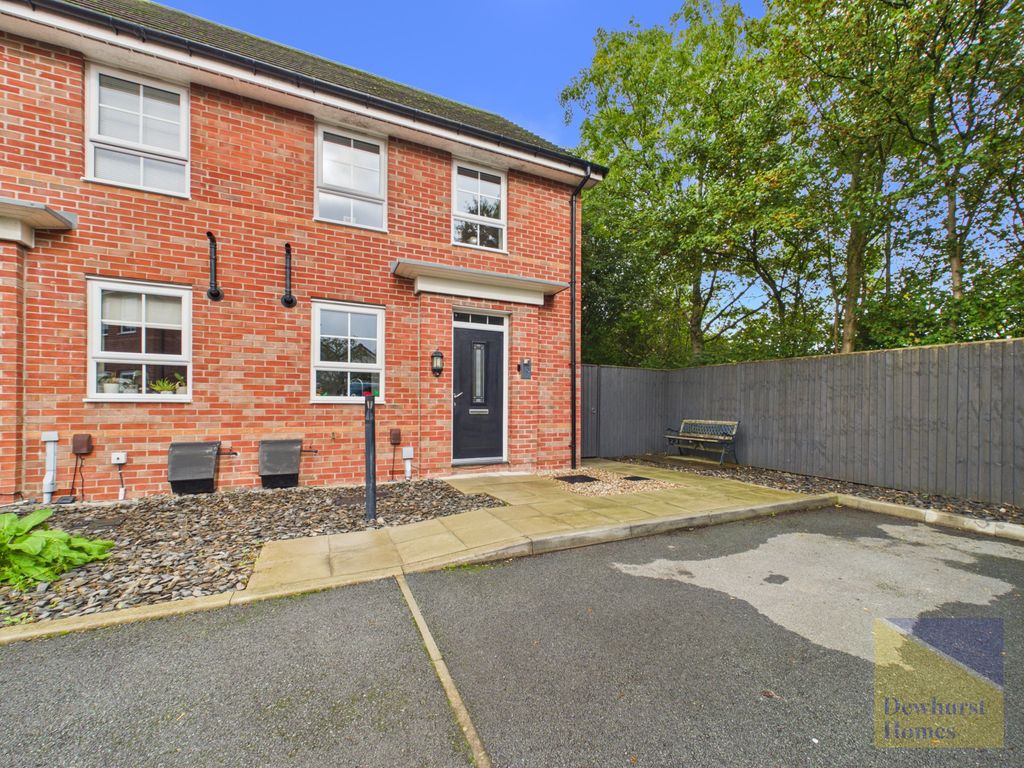 Property photo 1 of 28