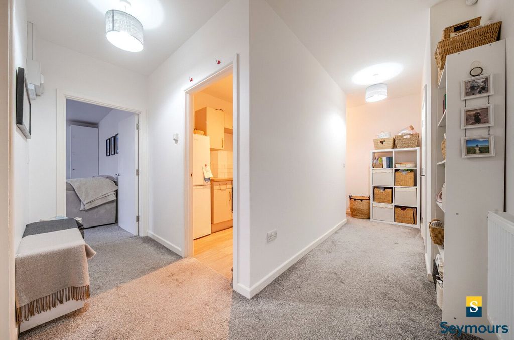 Property photo 3 of 20 Hallway