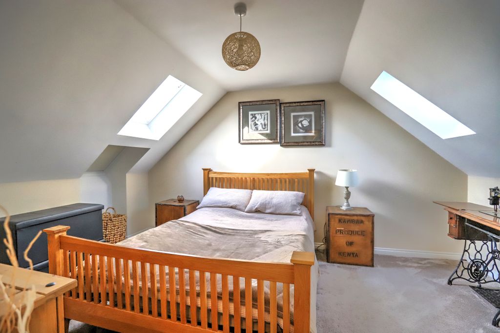 Property photo 2 of 18 Img_7093_4_5