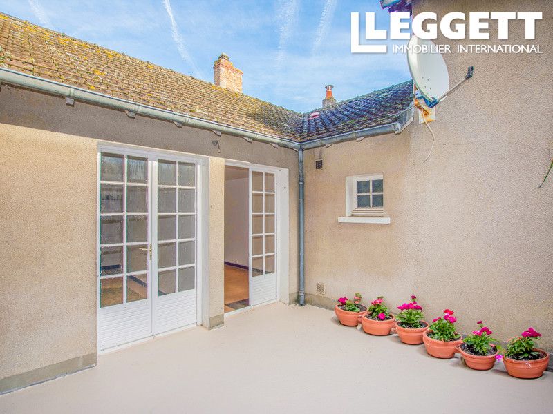 Property photo 2 of 10