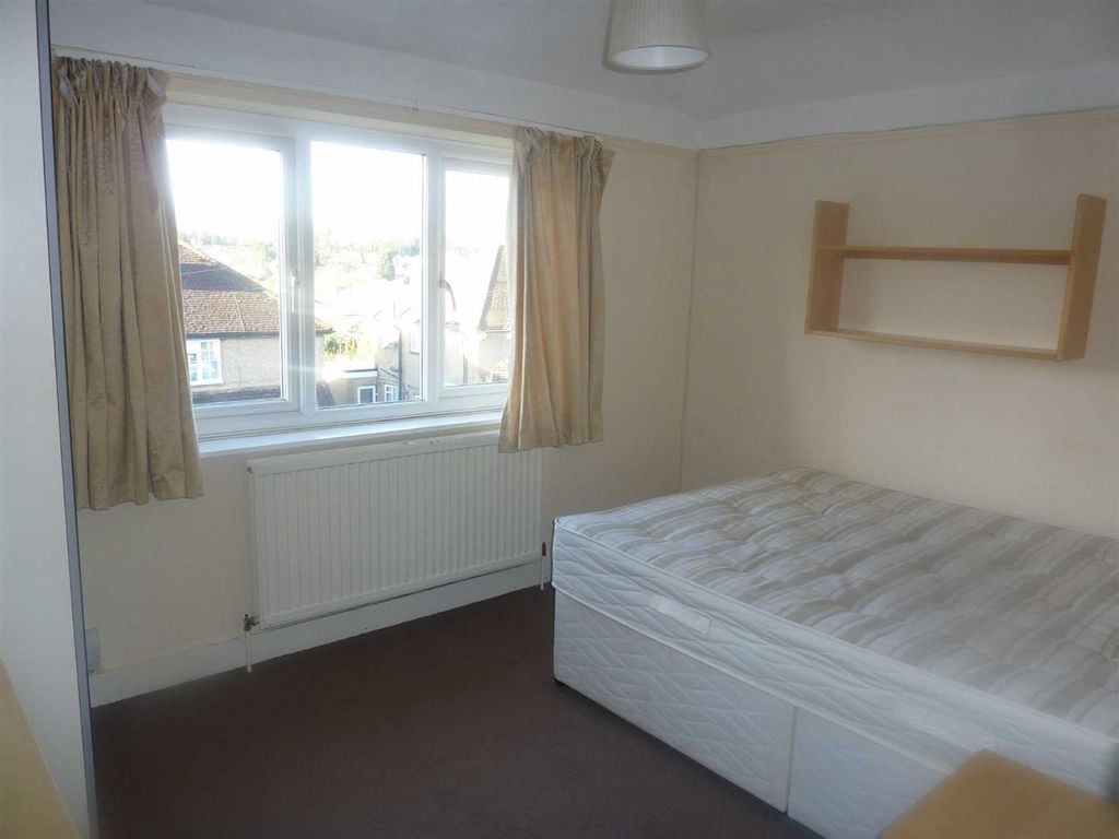 Property photo 1 of 4