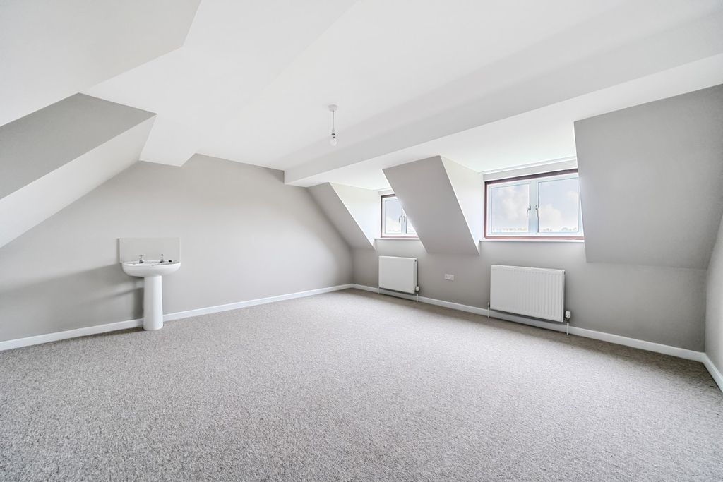 Property photo 3 of 20 Picture No. 08