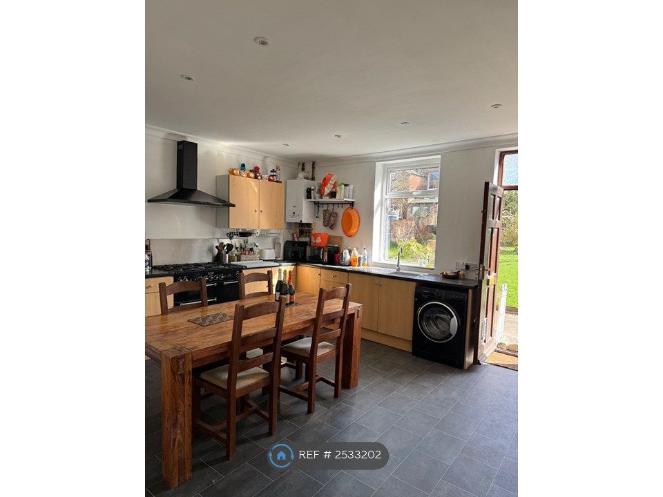 Property photo 2 of 4