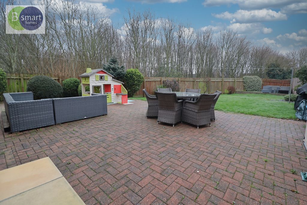 Property photo 3 of 28 Img_2058