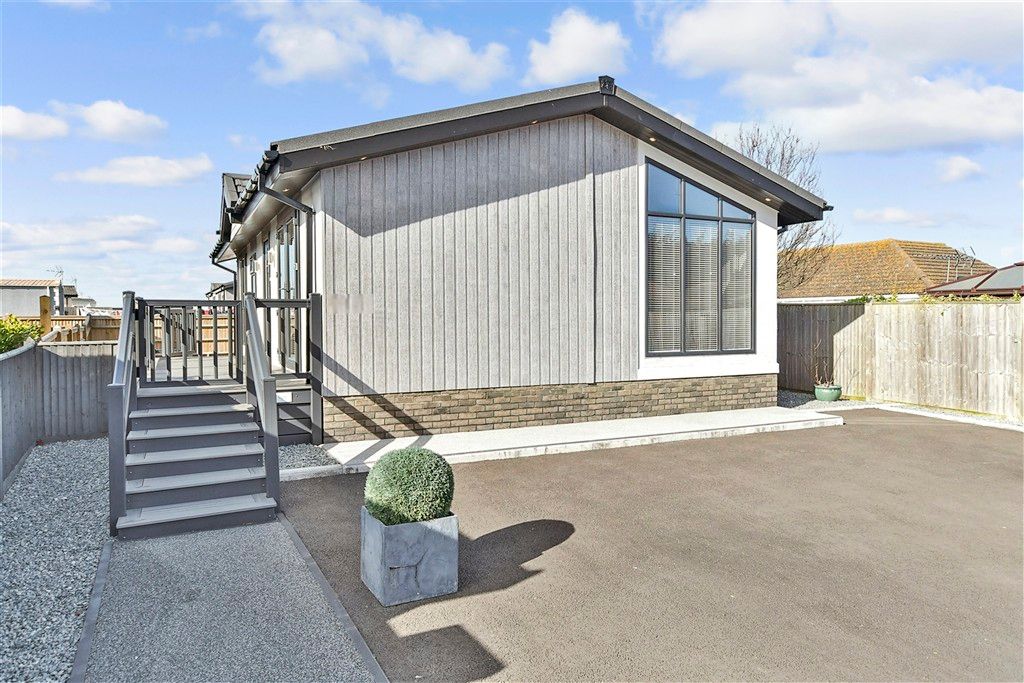 Property photo 3 of 14 External (Web)