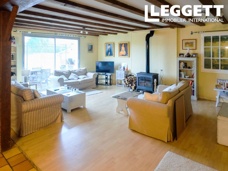 Property photo 3 of 10