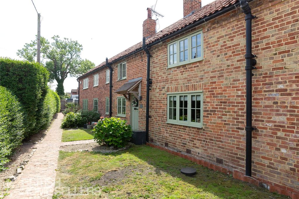 Property photo 1 of 25 Picture No. 03