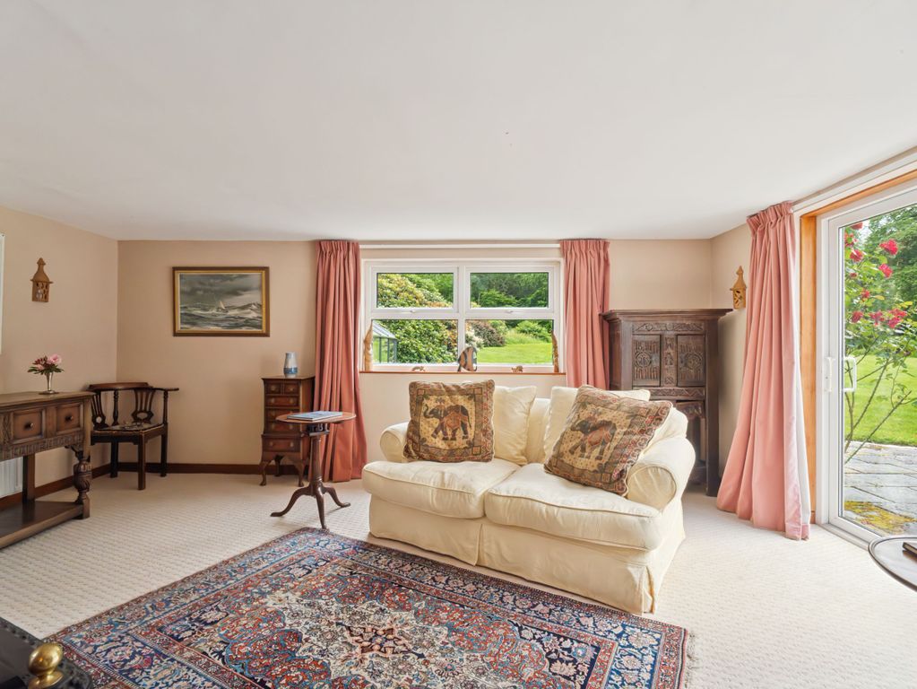 Property photo 3 of 61
