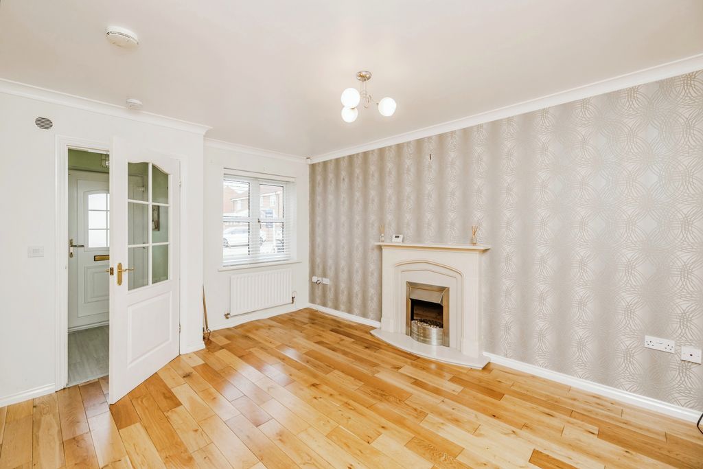 Property photo 3 of 15