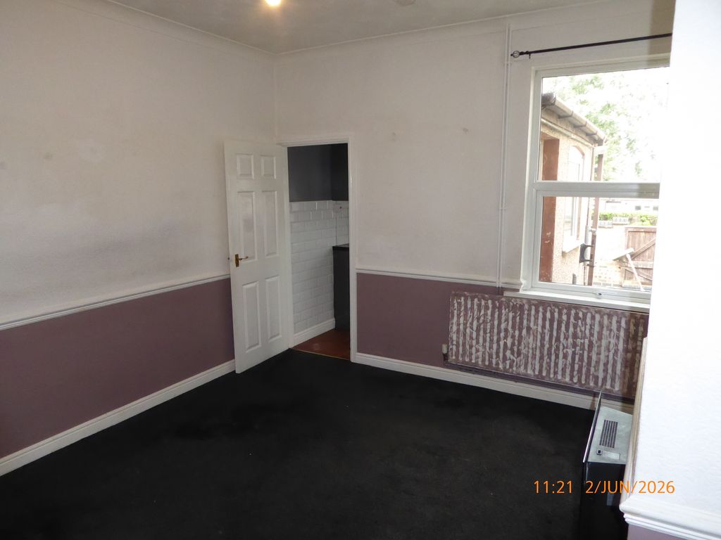 Property photo 3 of 9 Rear Reception Room