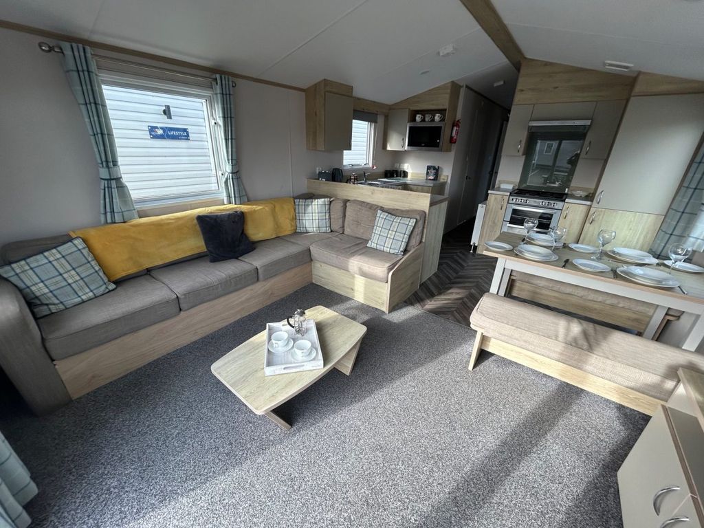 Property photo 1 of 6 Car0064755 - Static Caravan