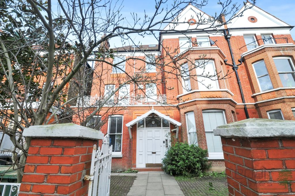 Property photo 1 of 13
