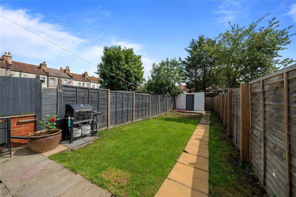 Property photo 3 of 12 Picture No. 13
