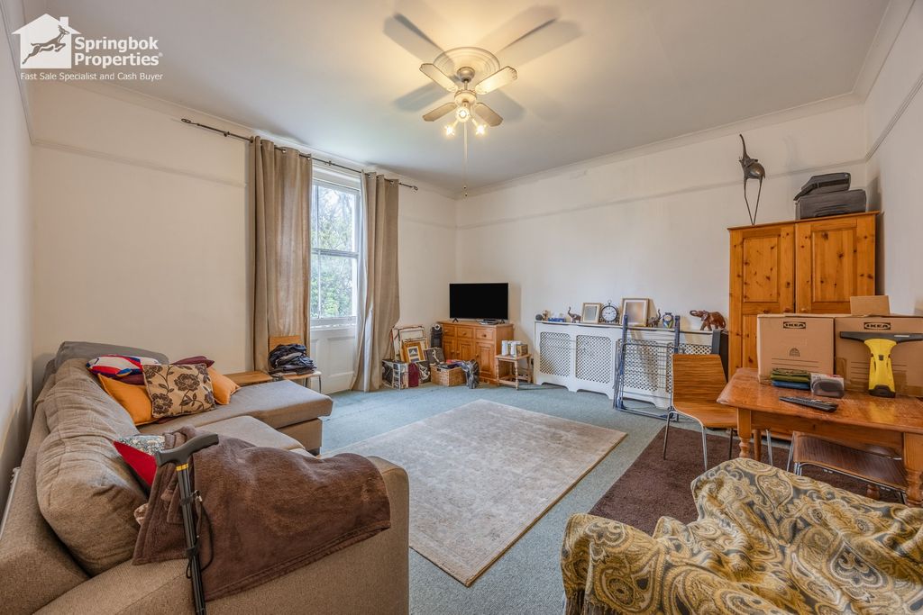 Property photo 2 of 8 Image 2