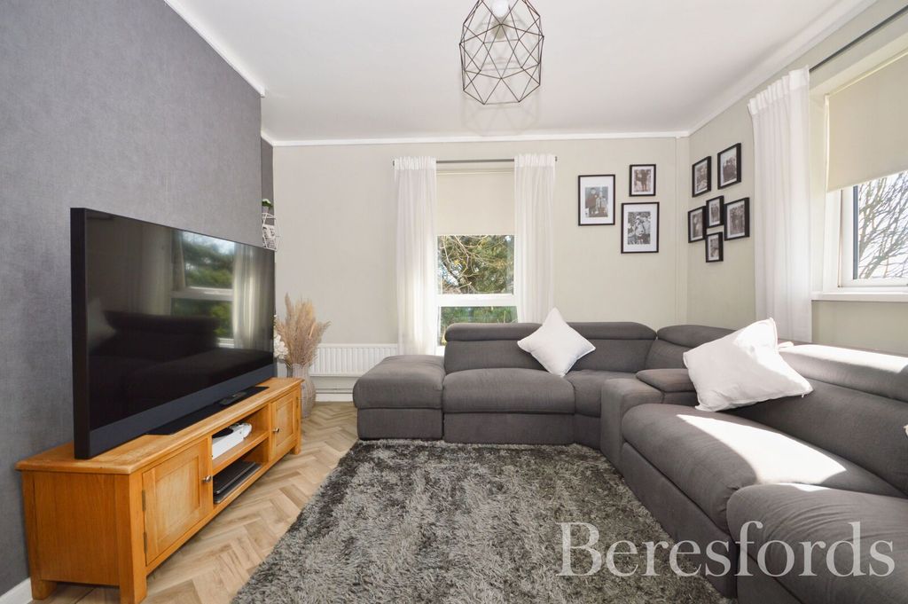 Property photo 3 of 12 Picture No. 04