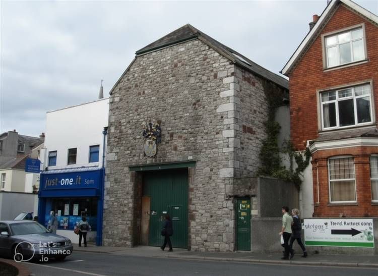 Property photo 1 of 1