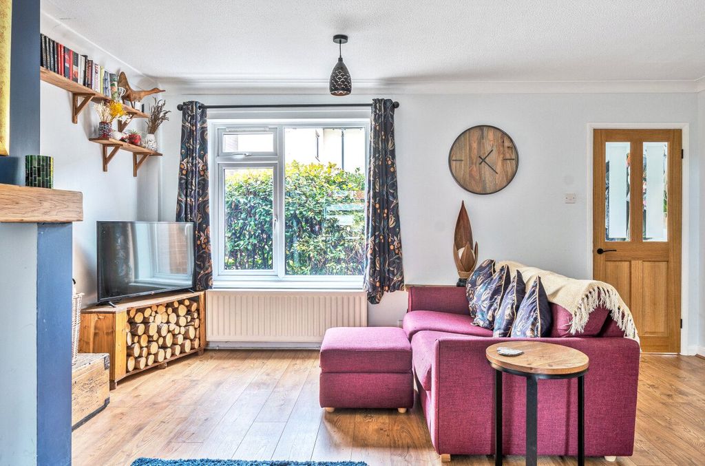 Property photo 2 of 13 Sitting Room