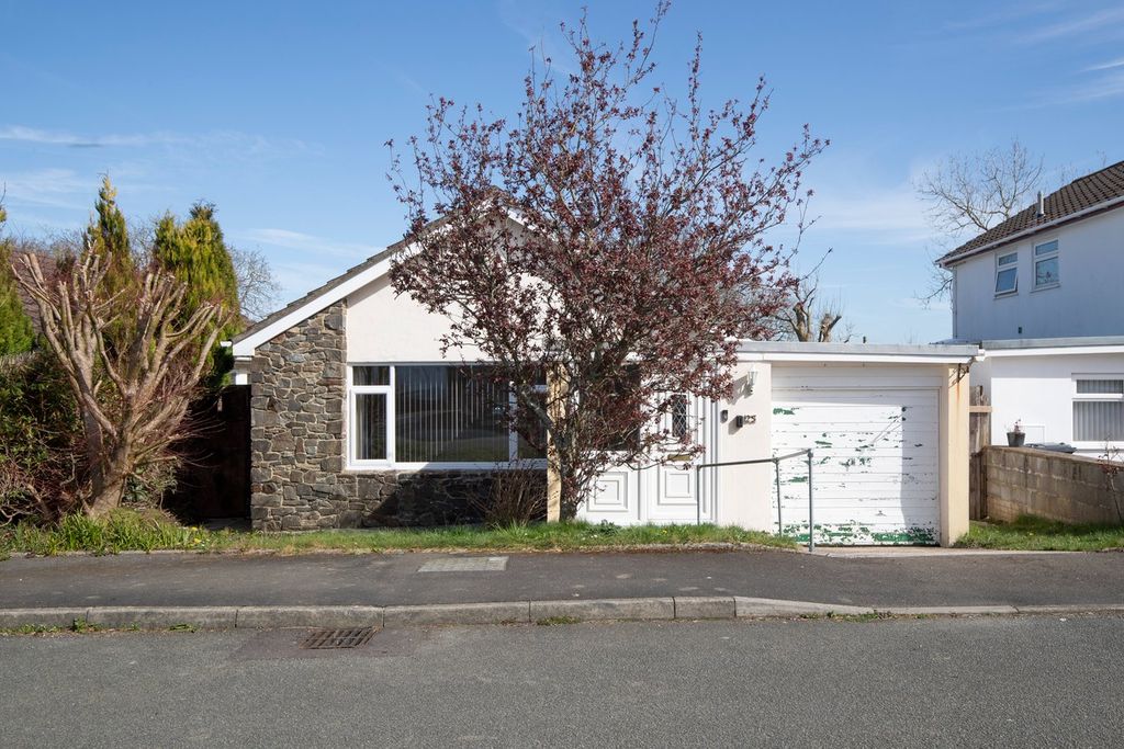 Property photo 1 of 24