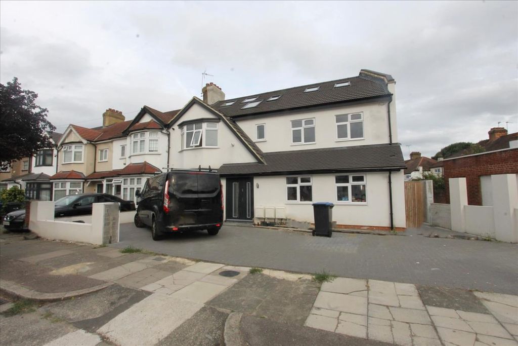 Property photo 1 of 1