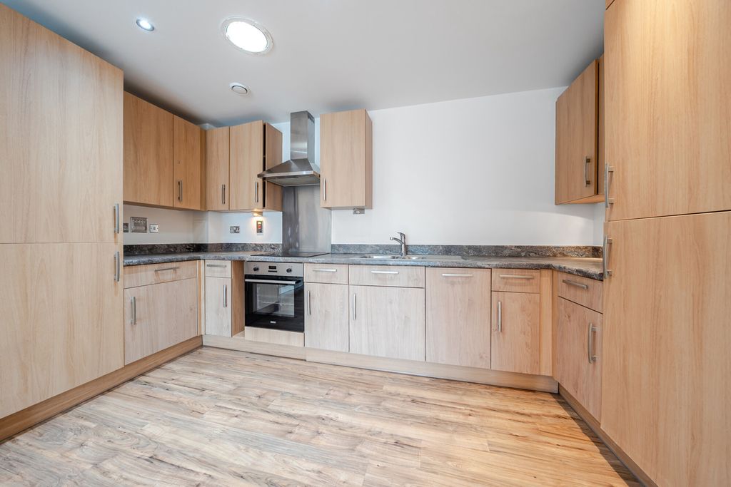 Property photo 3 of 21 1511693-19-1A0253...