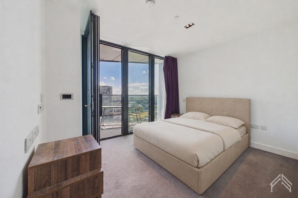 Property photo 2 of 15 2.Png