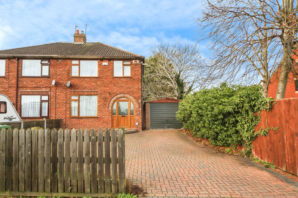 Property photo 1 of 25 Front