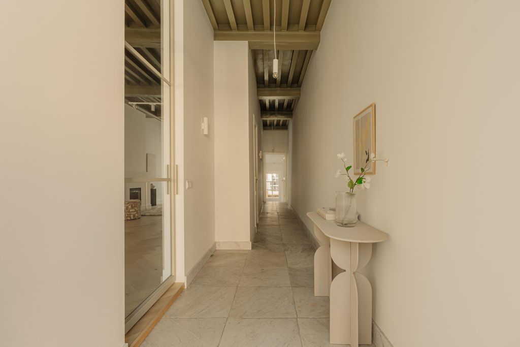 Property photo 3 of 62