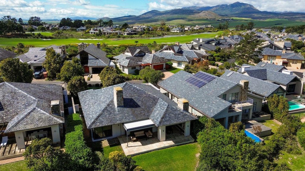 Property photo 1 of 39 Hf1712937