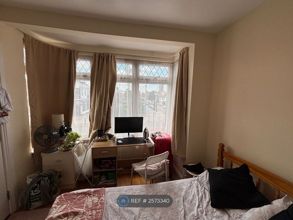 Property photo 3 of 5
