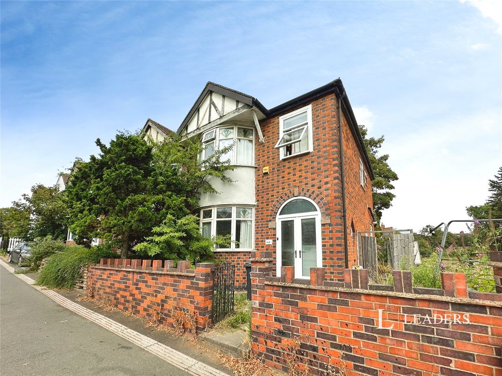 Property photo 1 of 7 External