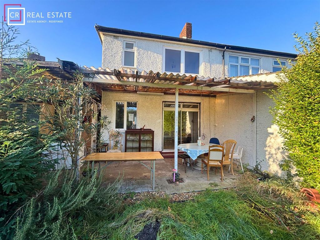 Property photo 2 of 16