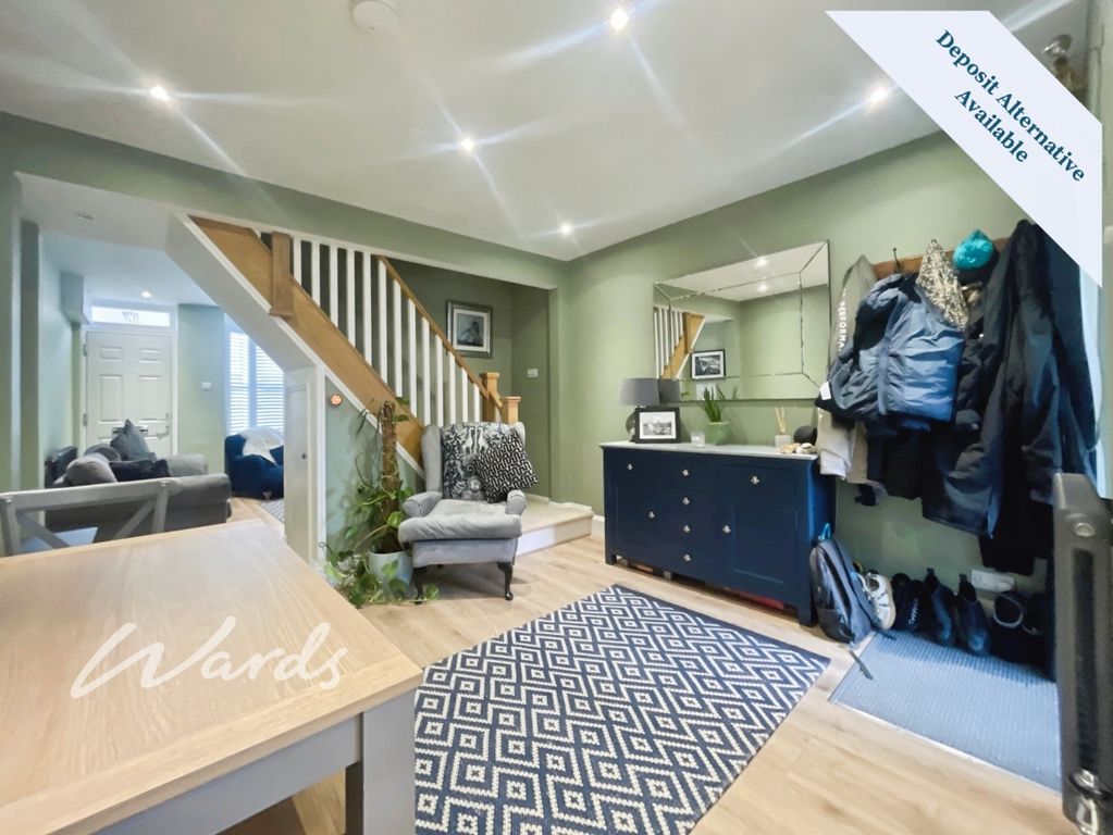 Property photo 2 of 18 Lounge