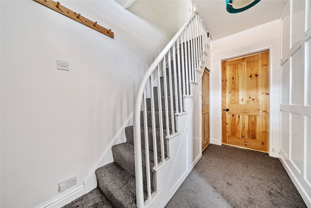 Property photo 3 of 16 Picture No. 22