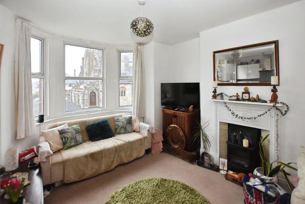 Property photo 2 of 11 Picture 2