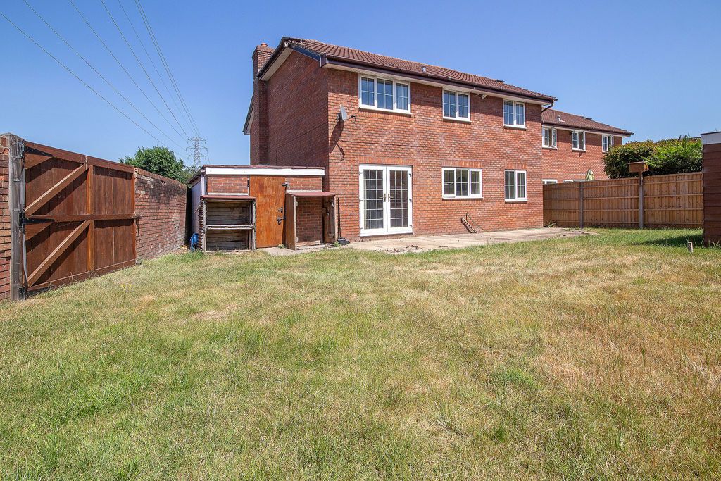 Property photo 2 of 20 Rear Garden