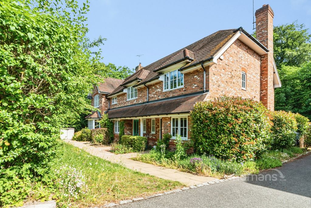 Property photo 1 of 17 Pbox-Img.Jpg