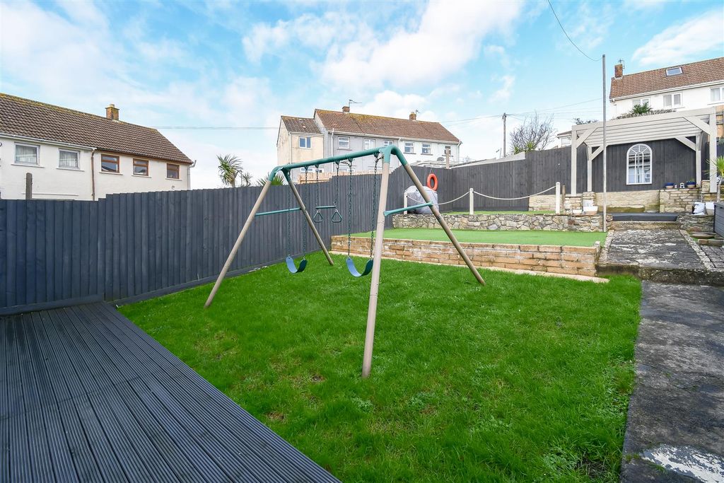 Property photo 2 of 31 Rear