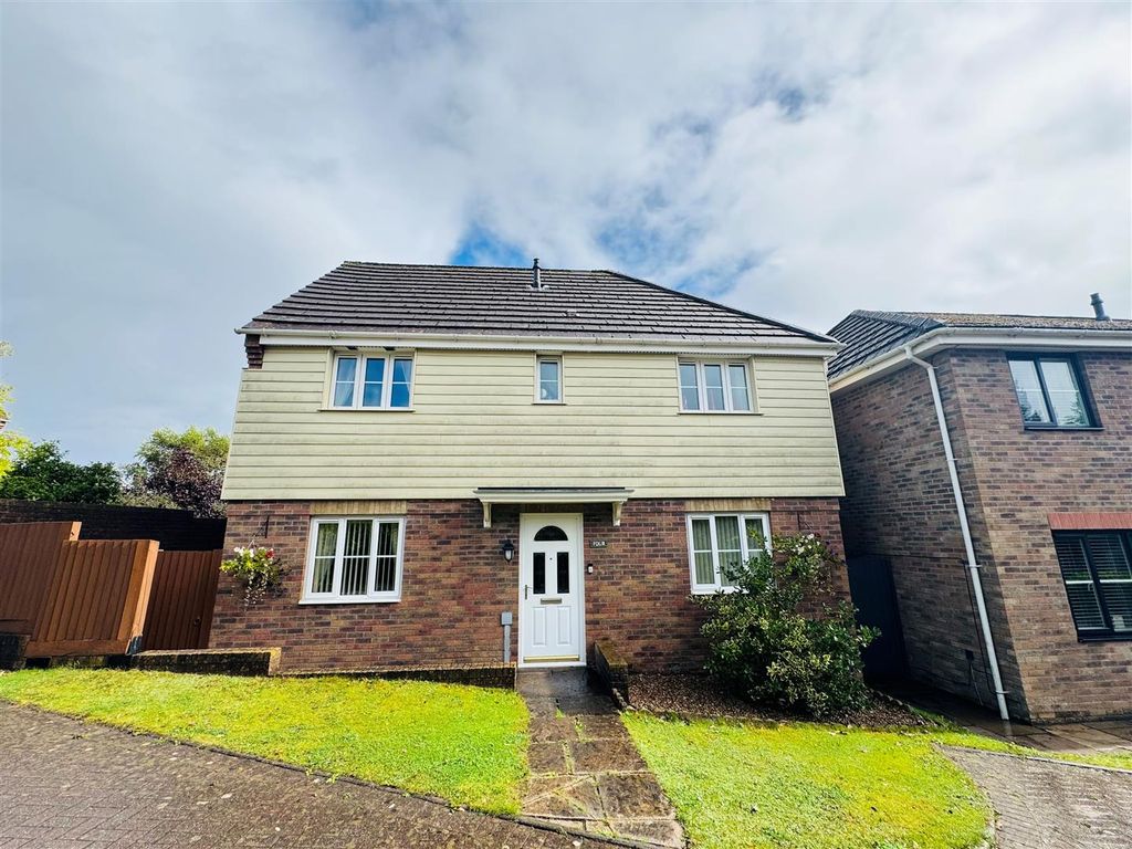 Property photo 1 of 44 l13.Jpg