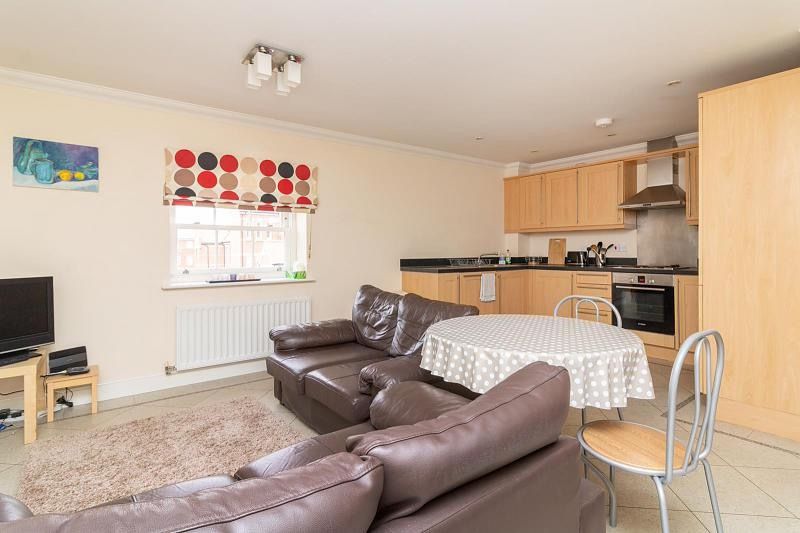 Property photo 2 of 8 1058895