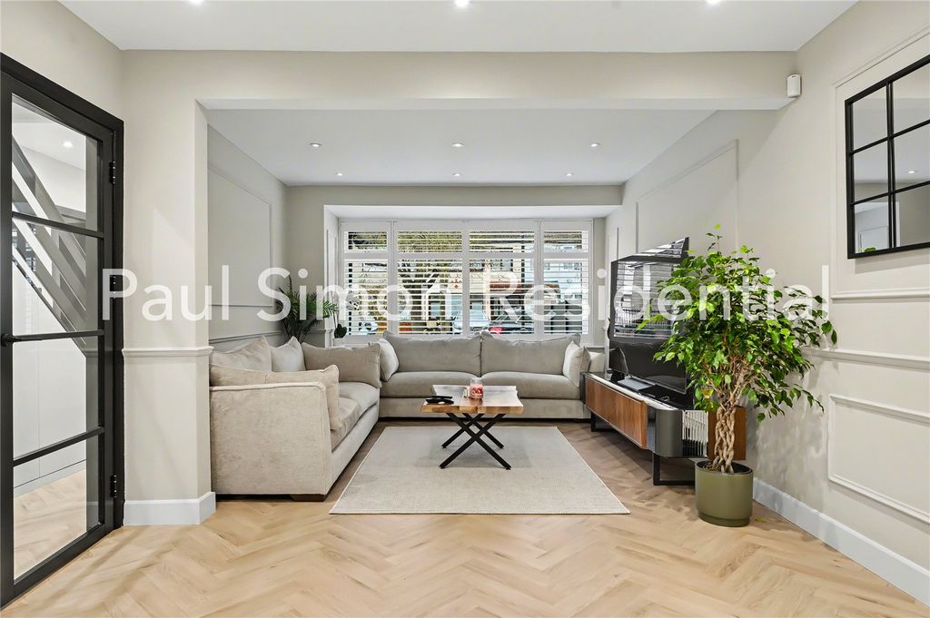 Property photo 2 of 14 Picture No. 09