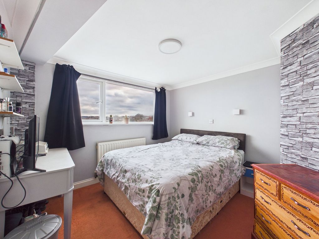 Additional image 16 of 4 bed flat for saleAlta Vista Road, Goodrington, Paignton TQ4