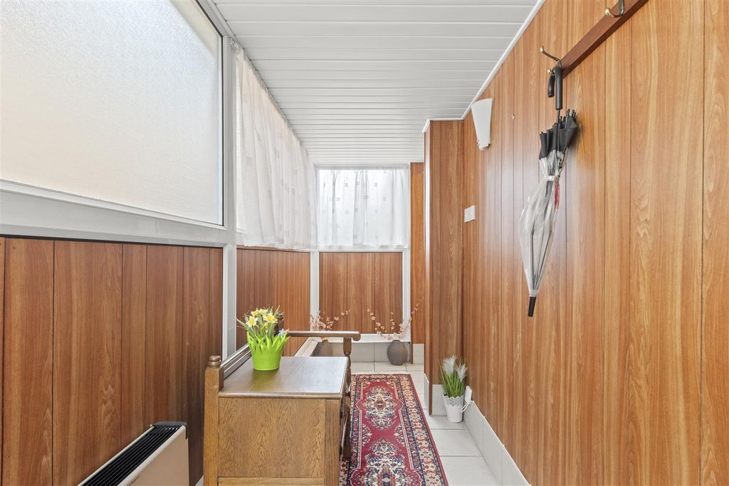 Property photo 3 of 39 Entrance.Jpg