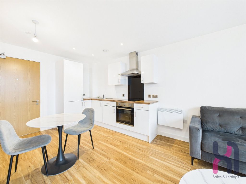 Property photo 2 of 10 Picture No. 03