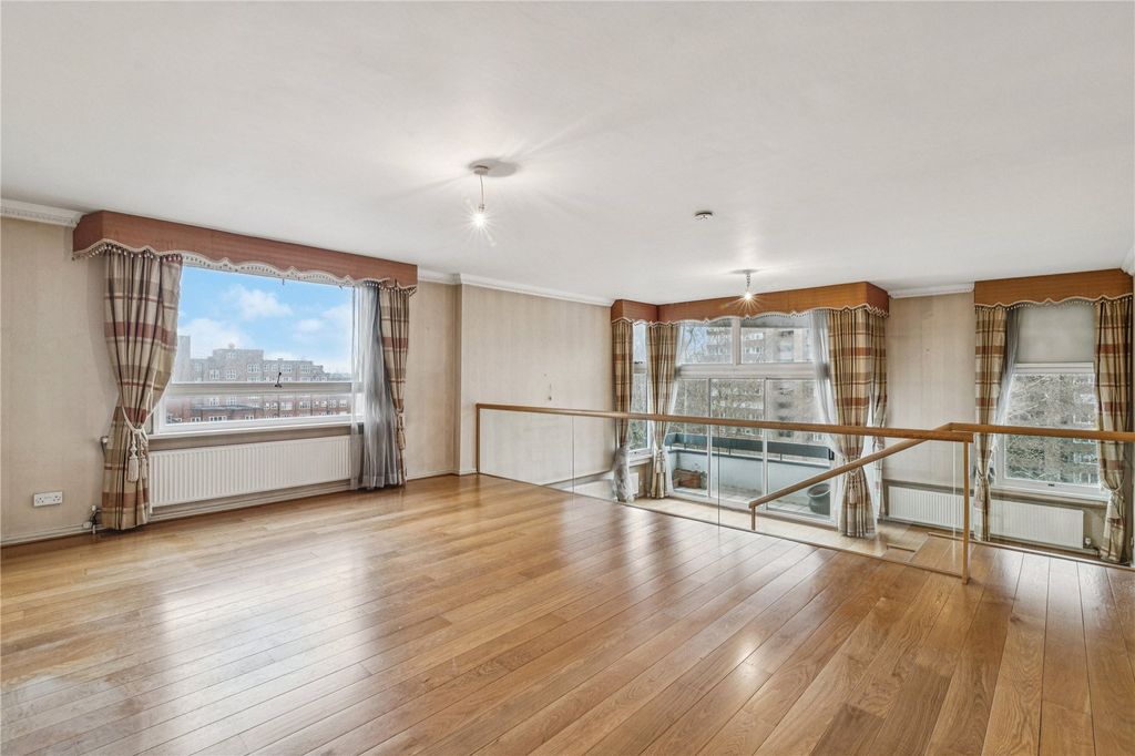 Property photo 2 of 13 Picture No. 07